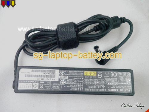 FUJITSU FMV-BIBLO NB12AC adapter, 16V 3.75A FMV-BIBLO NB12AC laptop computer ac adaptor, FUJITSU16V3.75A60W-Long-Type