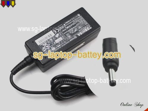 TOSHIBA CB30-102 adapter, 19V 1.58A CB30-102 laptop computer ac adaptor, TOSHIBA19V1.58A30W-4.0x1.5mm