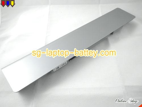  image 3 of TOSHIBA Satellite E105-S1402 Replacement Battery 75Wh 14.4V Silver Li-ion